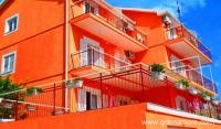  Apartmani i sobe-Igalo, alojamiento privado en Igalo, Montenegro