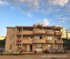Апартаменти Ласта, частни квартири в града Dobre Vode, Черна Гора