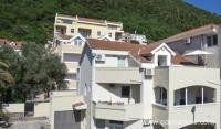 Вила Бисер, частни квартири в града Budva, Черна Гора