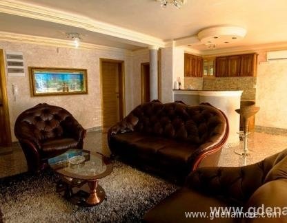 Villa M, lux apartman, privatni smeštaj u mestu Dobre Vode, Crna Gora