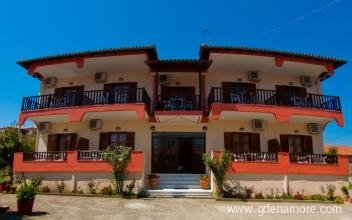 Athina Hampezou apartments and rooms, privat innkvartering i sted Afitos, Hellas