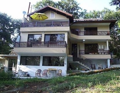 вила Горски кът, logement privé à Kiten, Bulgarie - вилата